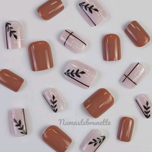 2/$16 Boho Leaf Press on Nails - Picture 5 of 16